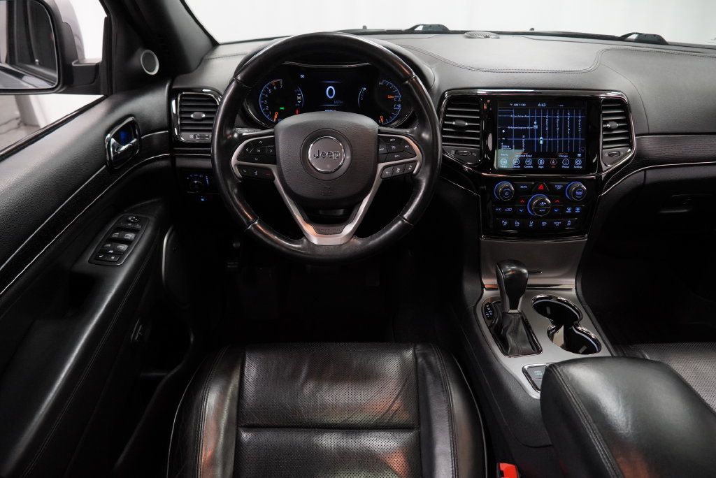 Used 2020 Jeep Grand Cherokee High Altitude AWD/4WD image 9