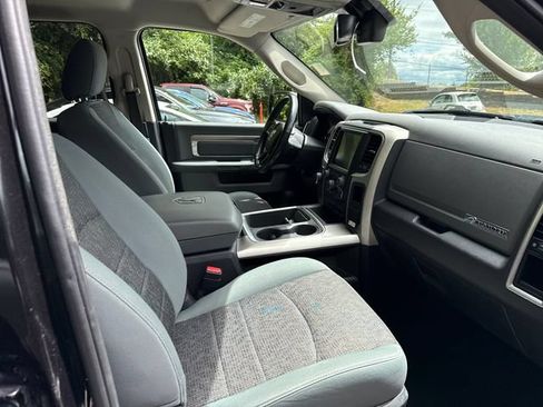 Used 2017 RAM 1500 Big Horn AWD/4WD image 9
