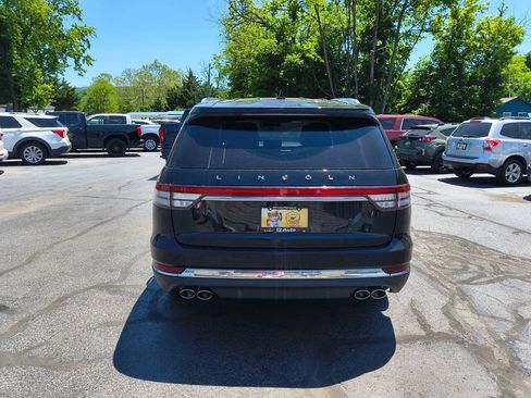 Used 2021 Lincoln Aviator Reserve w/ Elements Package Plus AWD/4WD image 7