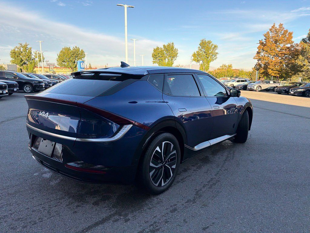 Used 2024 Kia EV6 Wind w/ Wind Technology Package AWD/4WD image 8