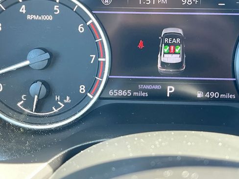 Used 2023 Nissan Rogue SV image 40