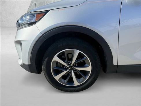 Used 2020 Kia Sorento LX image 20