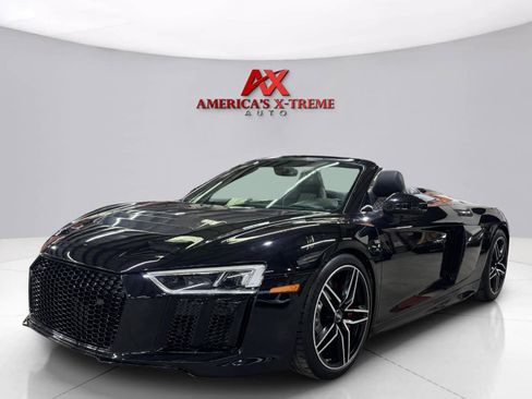 Used 2017 Audi R8 V10 w/ Carbon Exterior Package AWD/4WD image 3