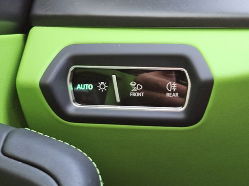 Used 2021 Lamborghini Urus image 24