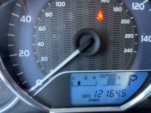 Used 2015 Toyota Corolla LE w/ Driver Convenience Package image 11