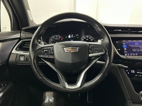 Used 2020 Cadillac XT6 Sport AWD/4WD image 14
