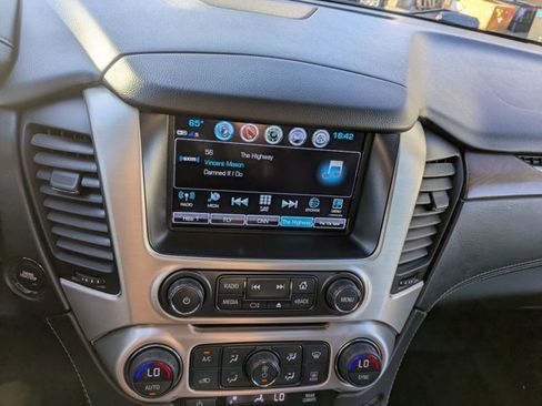 Used 2019 GMC Yukon XL Denali w/ Denali Ultimate Package image 12