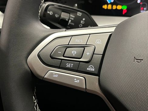 New 2026 Volkswagen Tiguan SE AWD/4WD image 27