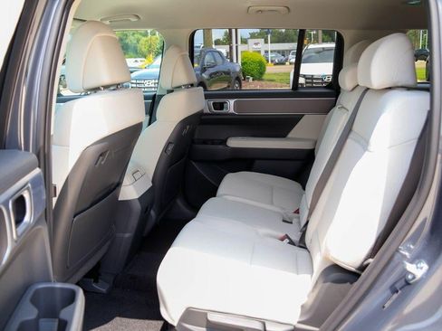 New 2026 Hyundai Santa Fe SE FWD image 9