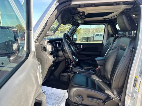 Used 2023 Jeep Wrangler Unlimited Rubicon 392 w/ Trailer Tow Package AWD/4WD image 13