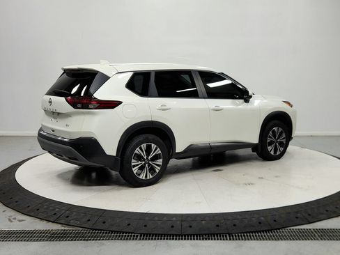 Used 2023 Nissan Rogue SV FWD image 8