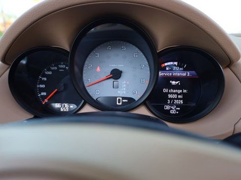 Used 2014 Porsche Boxster S image 32