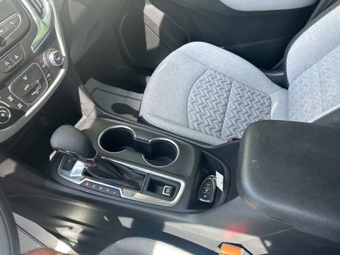 Used 2023 Chevrolet Equinox LS image 14