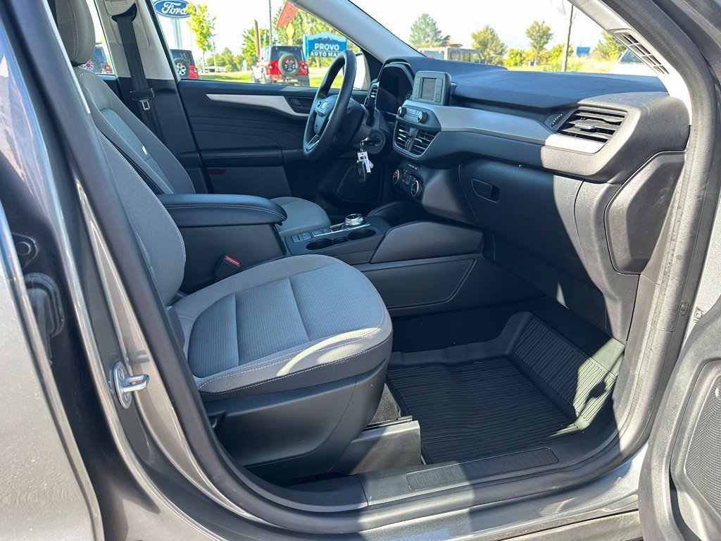 Used 2022 Ford Escape S AWD/4WD image 17