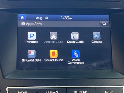 Used 2017 Hyundai Santa Fe Sport AWD/4WD image 23