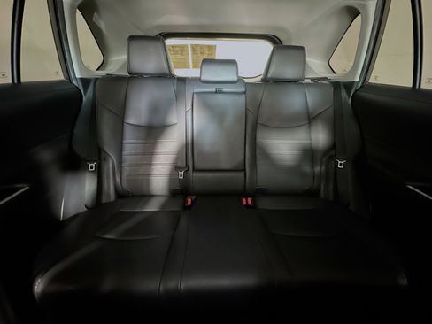 Used 2021 Toyota RAV4 XLE Premium FWD image 30