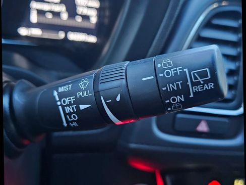 Used 2021 Honda HR-V EX image 18