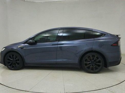 Used 2022 Tesla Model X image 66
