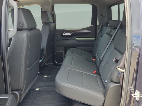 Used 2025 GMC Sierra 1500 Elevation w/ Elevation Premium Package RWD image 10