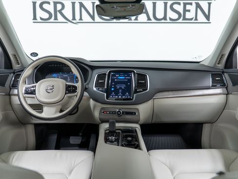 Certified 2023 Volvo XC90 B6 Plus w/ Protection Package Premier AWD/4WD image 15