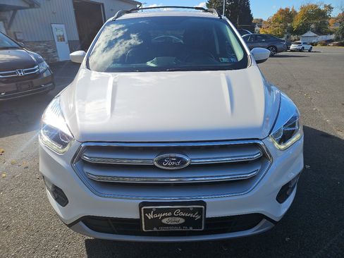 Used 2019 Ford Escape SEL image 8