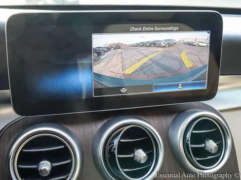 Used 2019 Mercedes-Benz C 300 4MATIC Sedan image 17