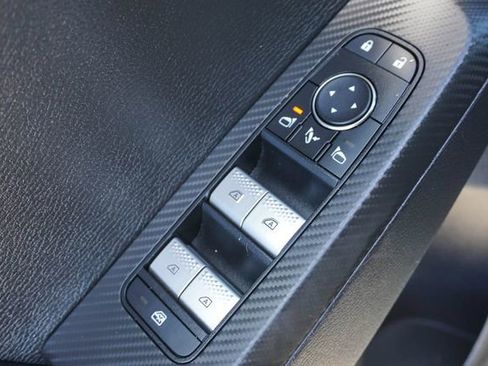 Used 2025 Mitsubishi Outlander SE AWD/4WD image 13