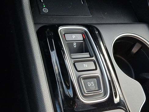 Used 2025 Honda Pilot Black Edition image 16