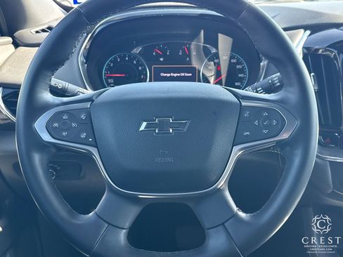 Used 2023 Chevrolet Traverse RS image 12