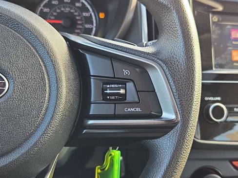 Used 2018 Subaru Impreza 2.0i Premium image 19