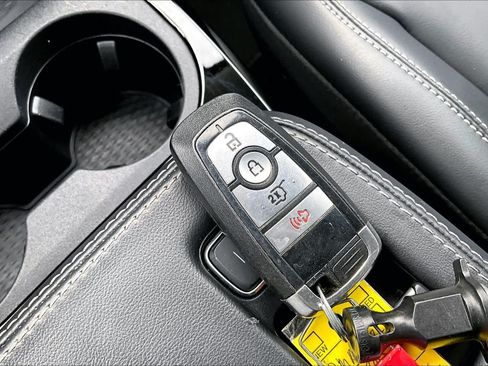 Used 2023 Ford Mustang Mach-E Select RWD image 16