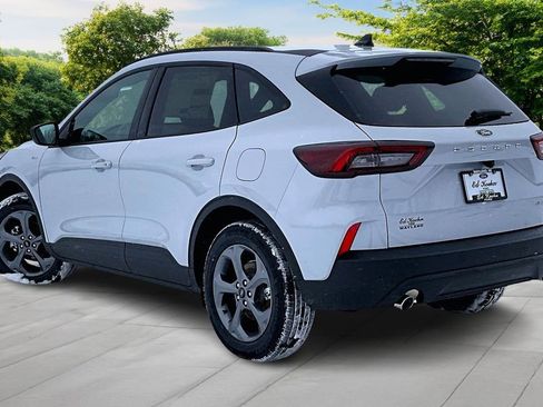 New 2026 Ford Escape ST-Line w/ Tech Pack #1 AWD/4WD image 3