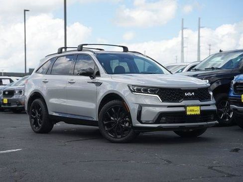 Used 2023 Kia Sorento SX FWD image 2