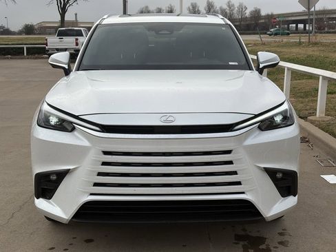 Used 2025 Lexus TX 350 AWD image 2
