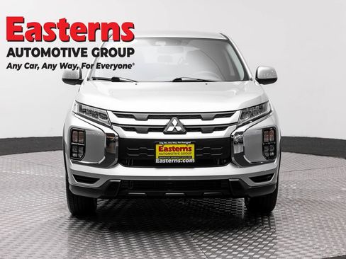 Used 2025 Mitsubishi Outlander Sport SE AWD/4WD image 2