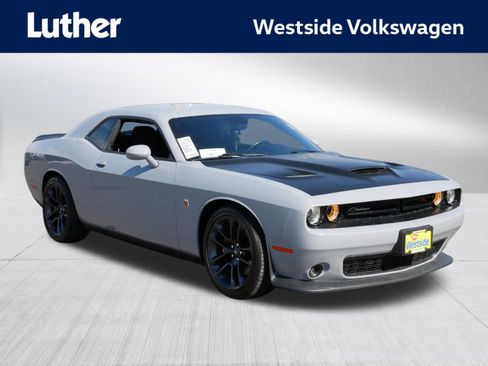 Used 2021 Dodge Challenger R/T Scat Pack RWD image 1