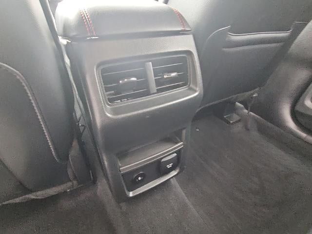 Used 2022 Ford Edge ST-Line AWD/4WD image 20