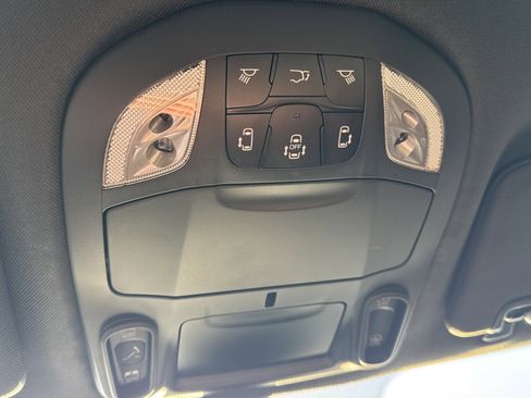 New 2026 Chrysler Pacifica Limited image 24