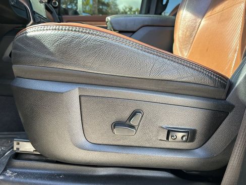 Used 2022 RAM 3500 Limited image 13