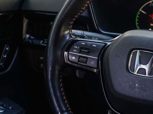 Used 2025 Honda CR-V Sport Touring image 16