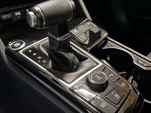 Used 2025 Kia Sportage X-Line w/ Premium Package image 25