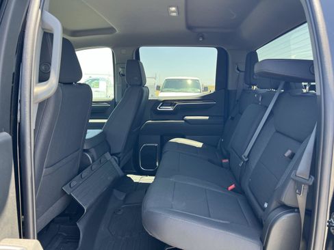 New 2026 GMC Sierra 1500 Elevation w/ LPO, Elevation Black Package RWD image 26