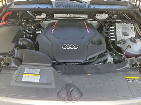 Used 2023 Audi SQ5 Premium Plus w/ Premium Plus Package AWD/4WD image 17
