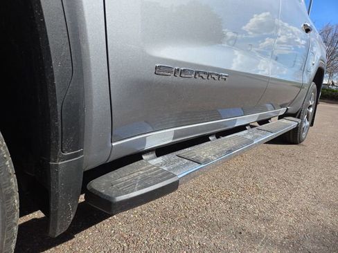 New 2026 GMC Sierra 1500 SLT image 8