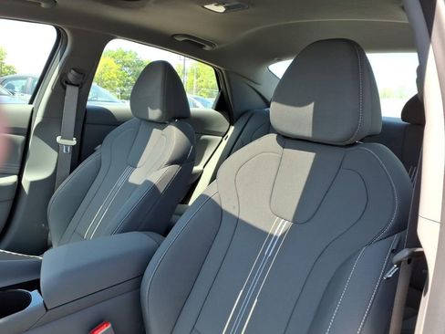New 2026 Hyundai Elantra SEL Sport Premium FWD image 15