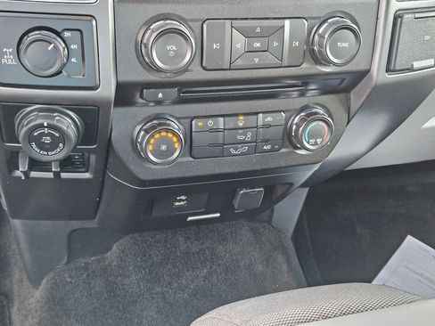 Used 2017 Ford F150 XLT w/ Trailer Tow Package AWD/4WD image 26