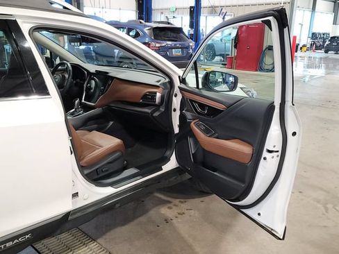 Used 2024 Subaru Outback Touring AWD/4WD image 19