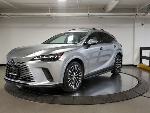 Used 2024 Lexus RX 350 w/ Convenience Package AWD/4WD image 3