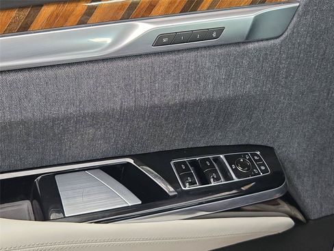 Certified 2026 Cadillac Escalade Platinum Sport w/ LPO, Floor Liner Package AWD/4WD image 26