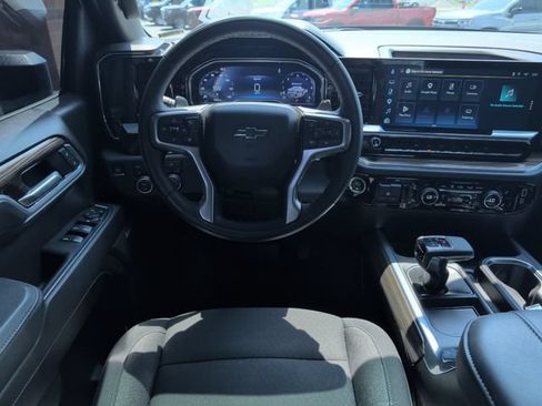 Used 2025 Chevrolet Silverado 1500 RST w/ Convenience Package II AWD/4WD image 2